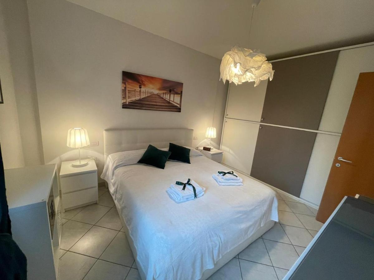 White&grey House Apartamento Florencia