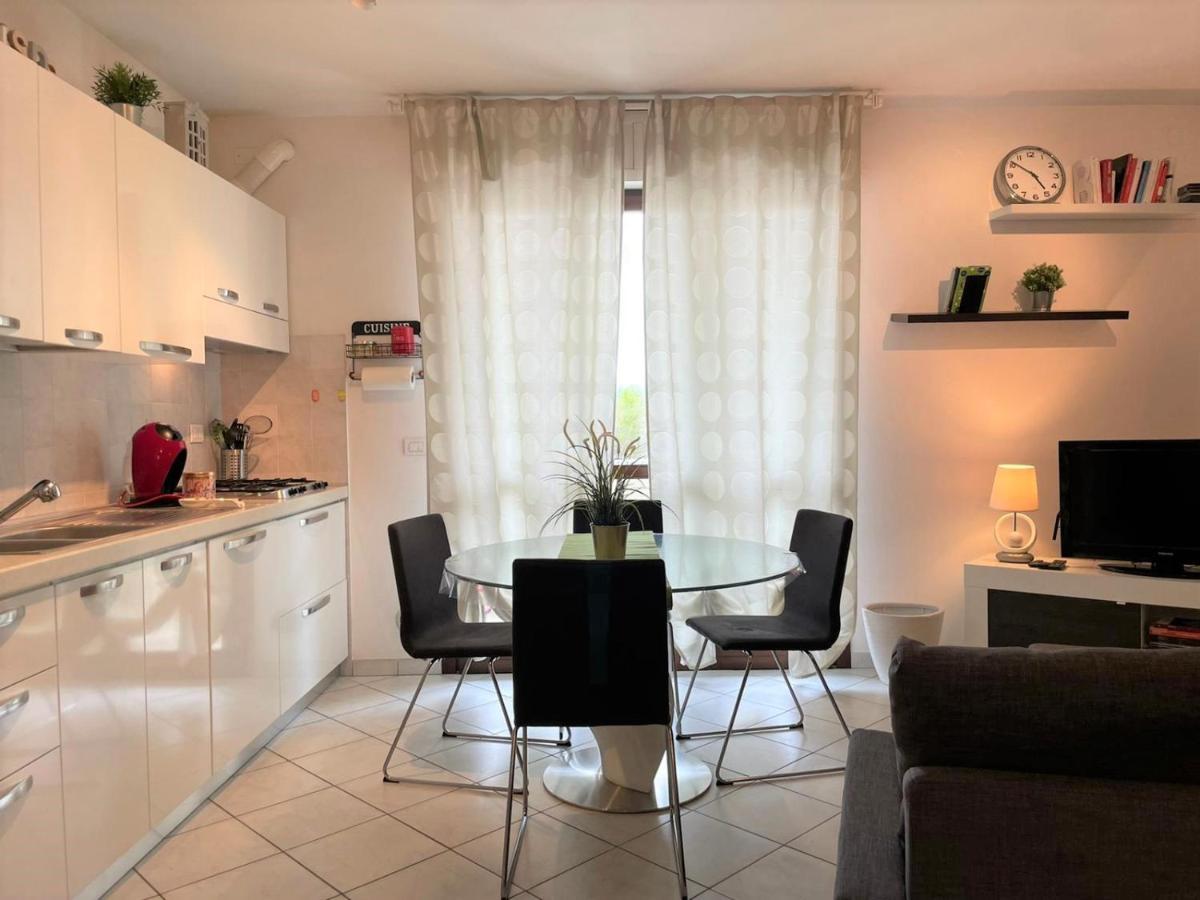 White&grey House Apartamento *